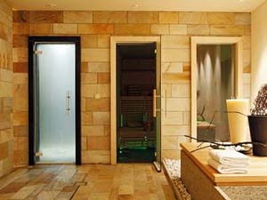 Стеклянные двери для сауны